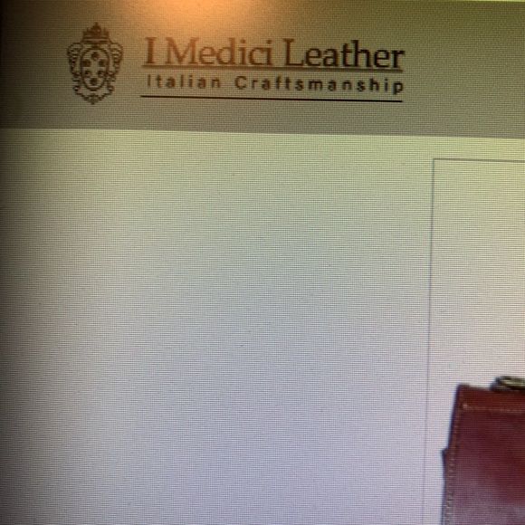 Beautiful business leather tote. - Picture 10 of 11